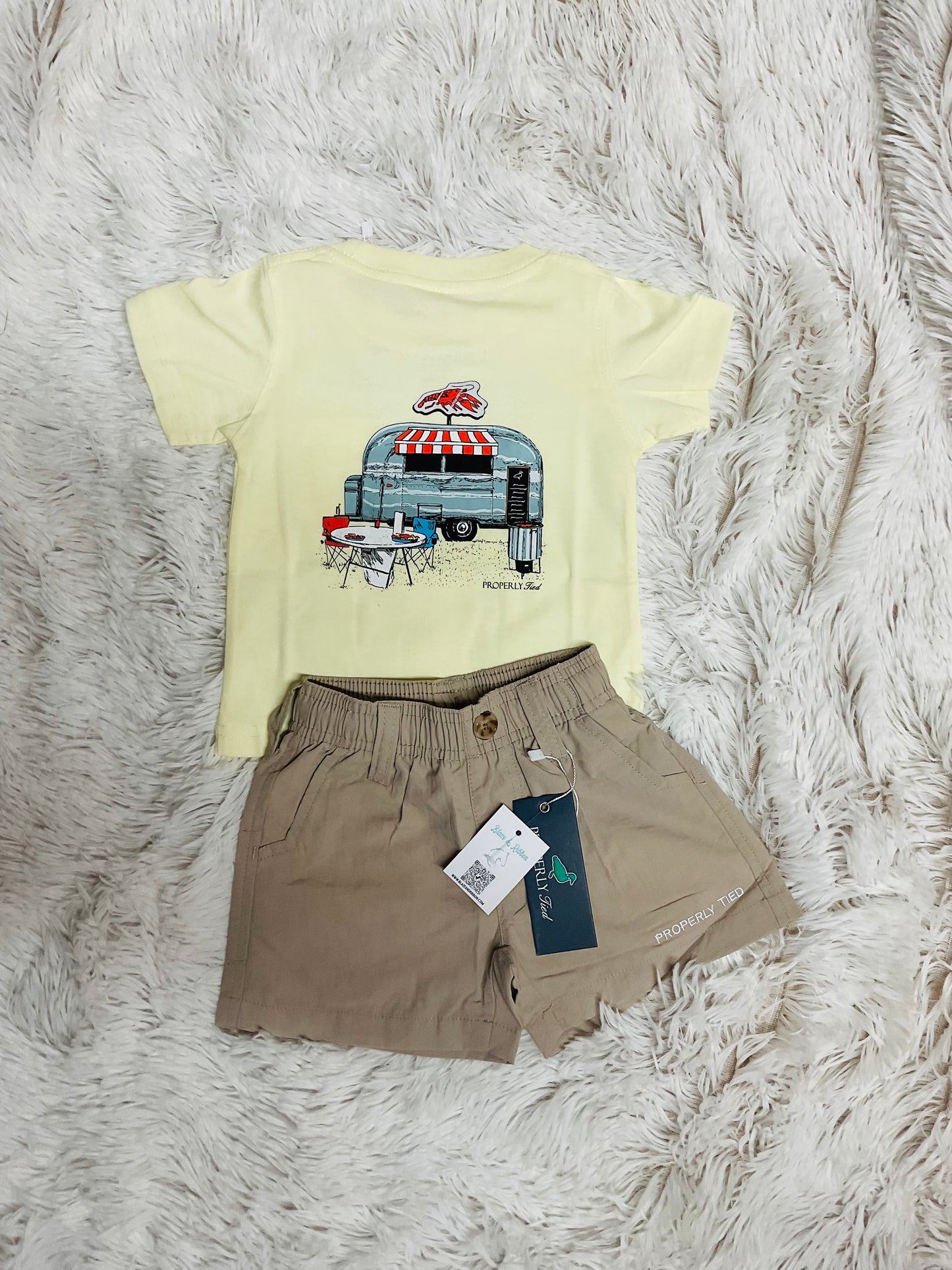 Crawfish to Go Light Yellow