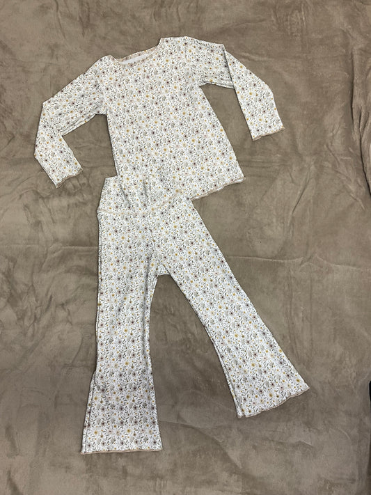 Almond Floral Flare Leggings