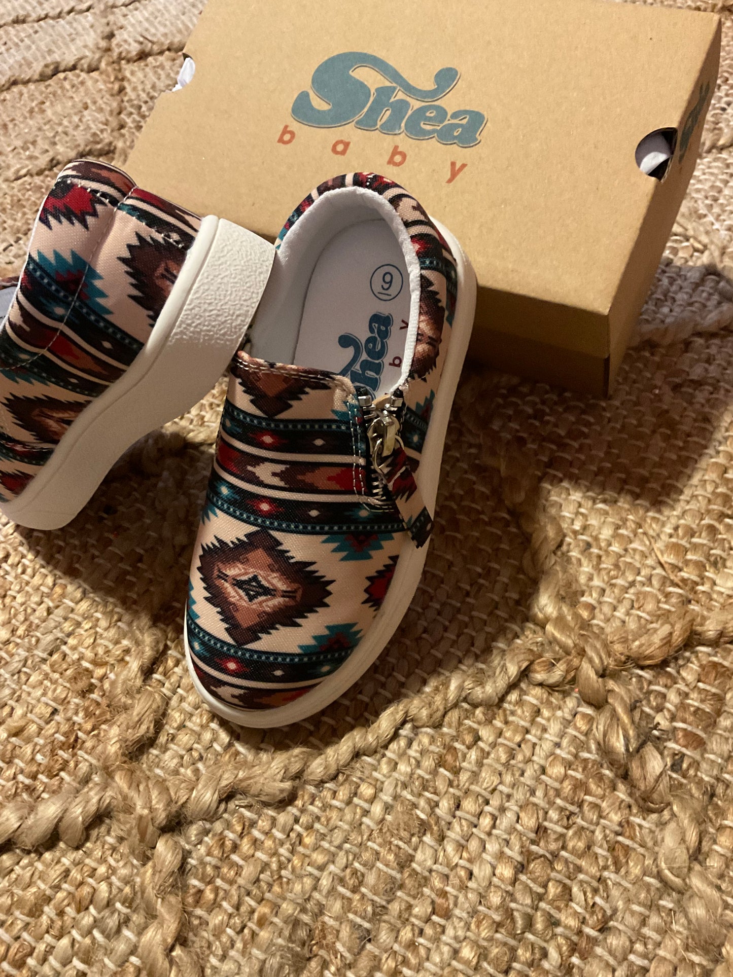 Aztec Shoe